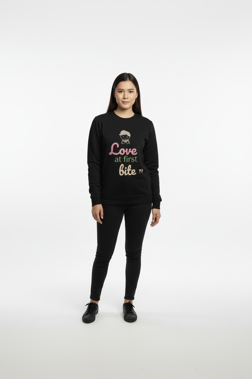 Love at first Bite Graphic Sweatshirt