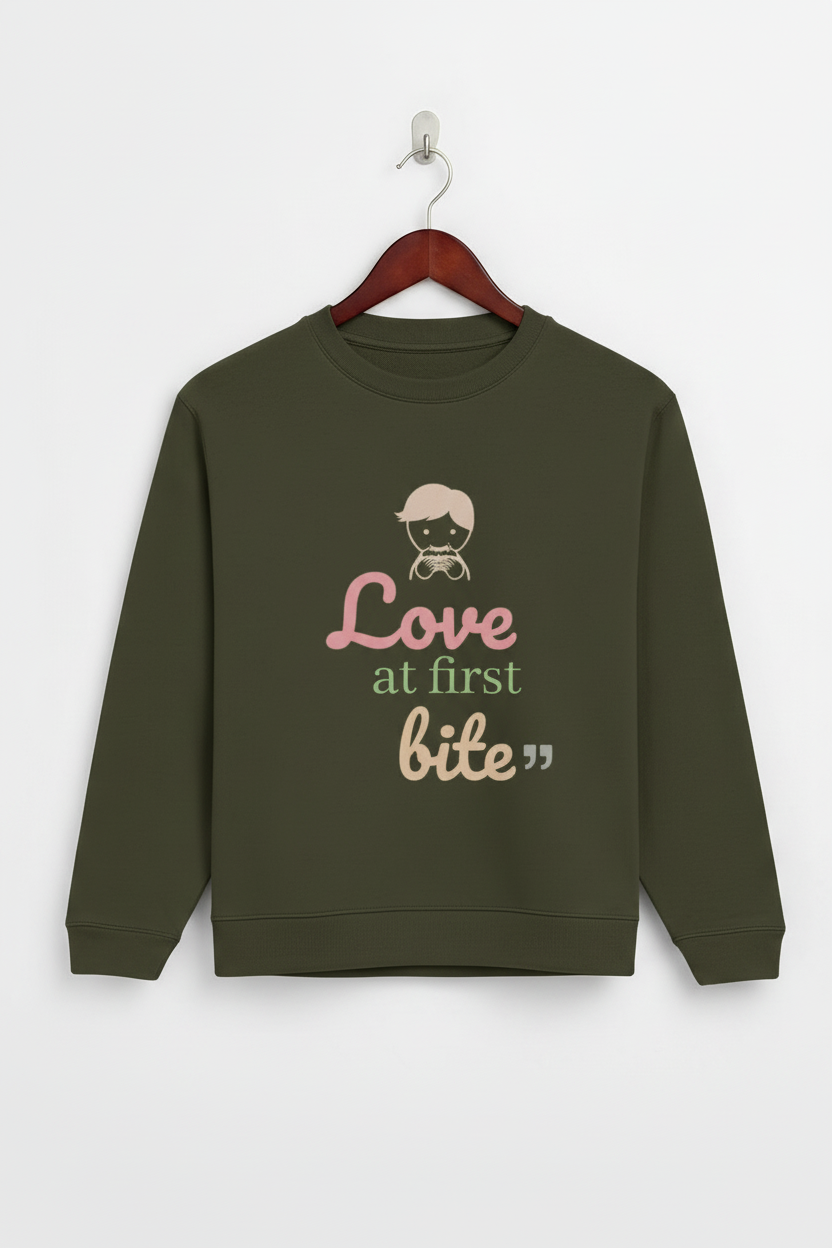 Love at first Bite Graphic Sweatshirt